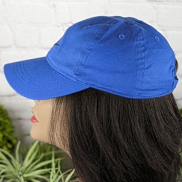 Nike Solid Swoosh Cotton Baseball Cap - Picture 3 of 8